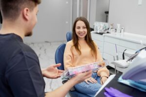 Почему крошатся зубы?